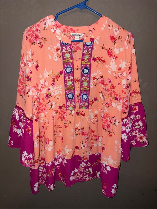 The Pioneer Woman Tops - The Pioneer Woman Peach Floral Tunic with Magenta Trim